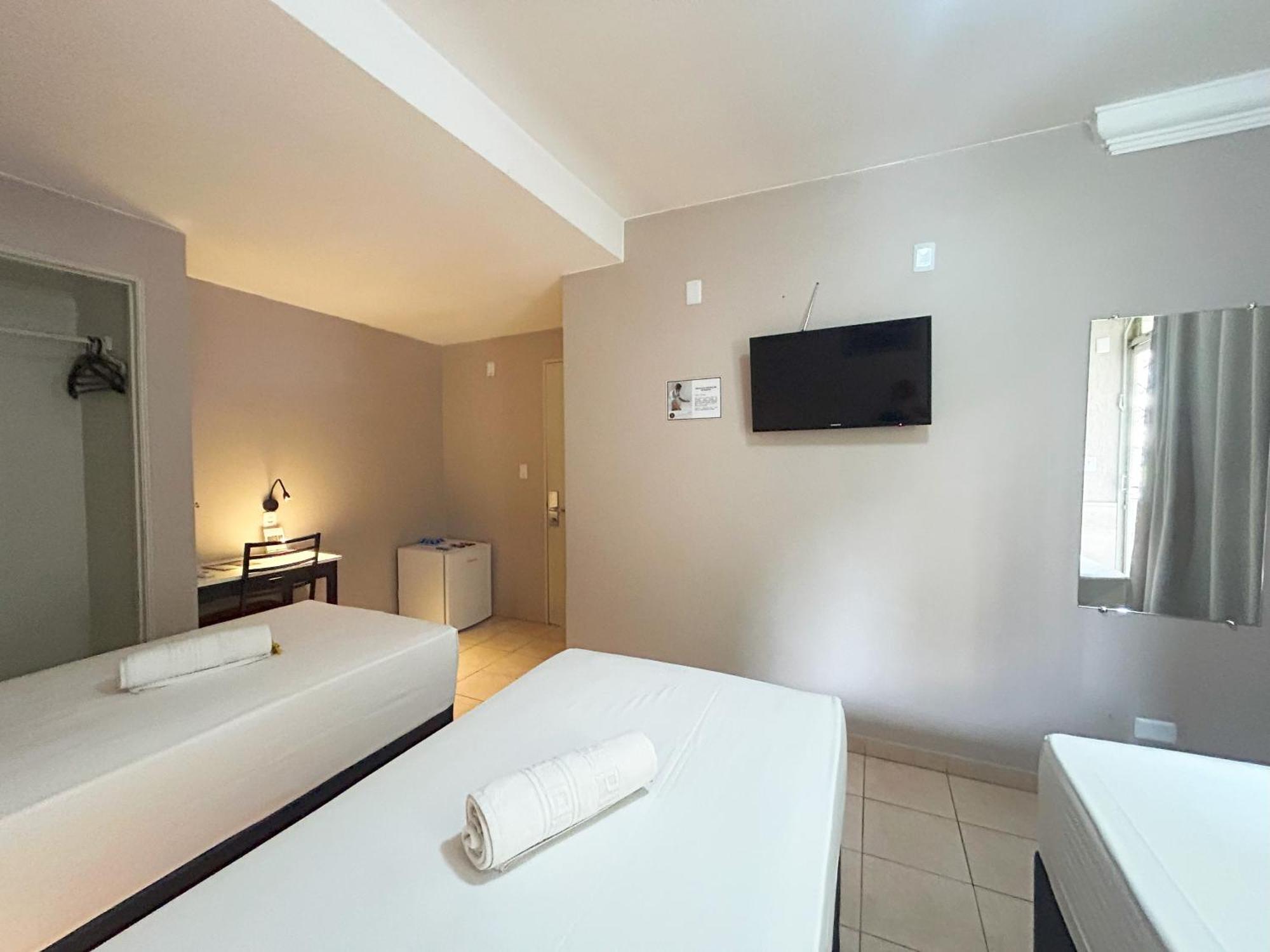 El Pilar Hotel 3*
