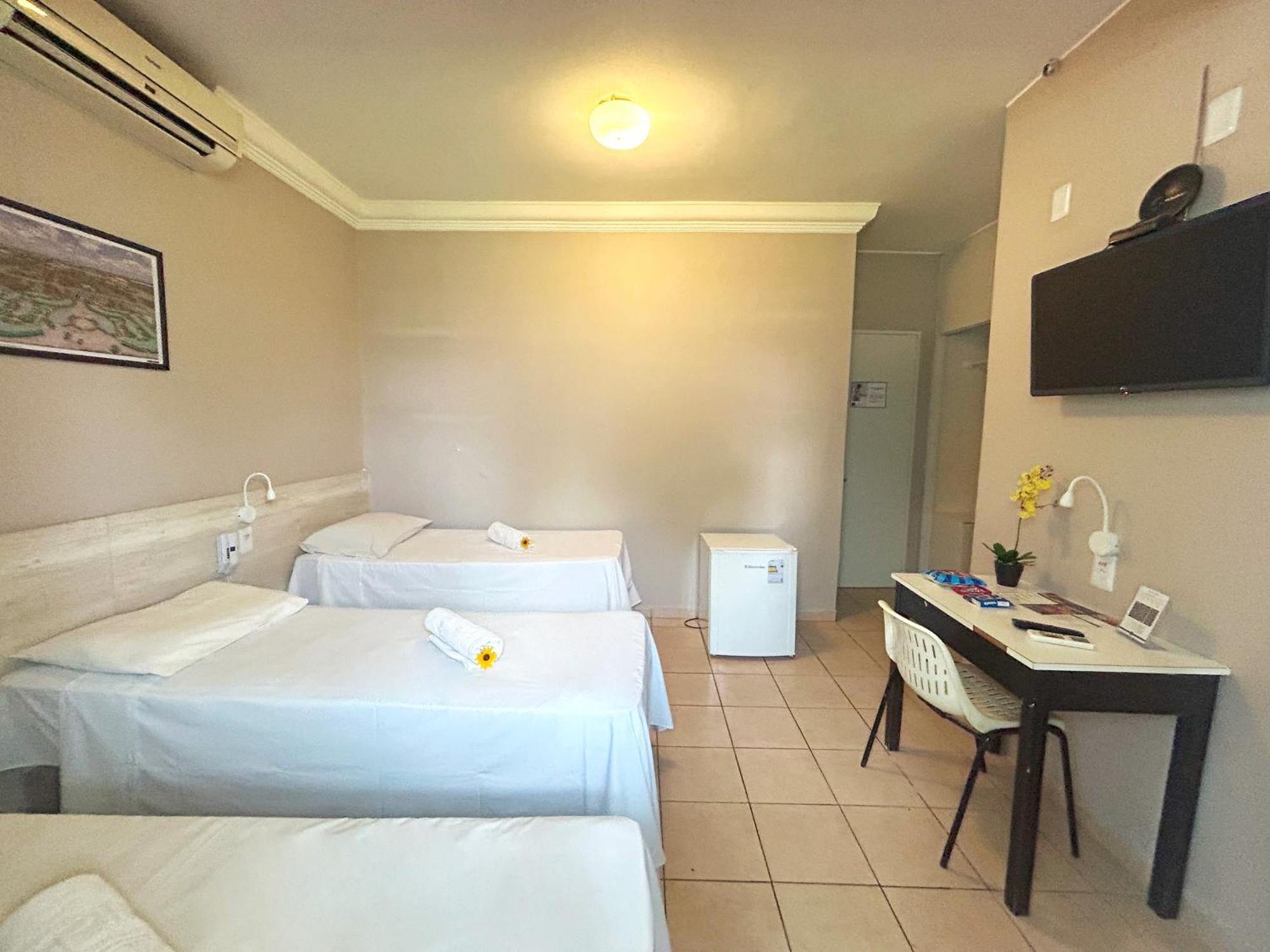 El Pilar Hotel 3*