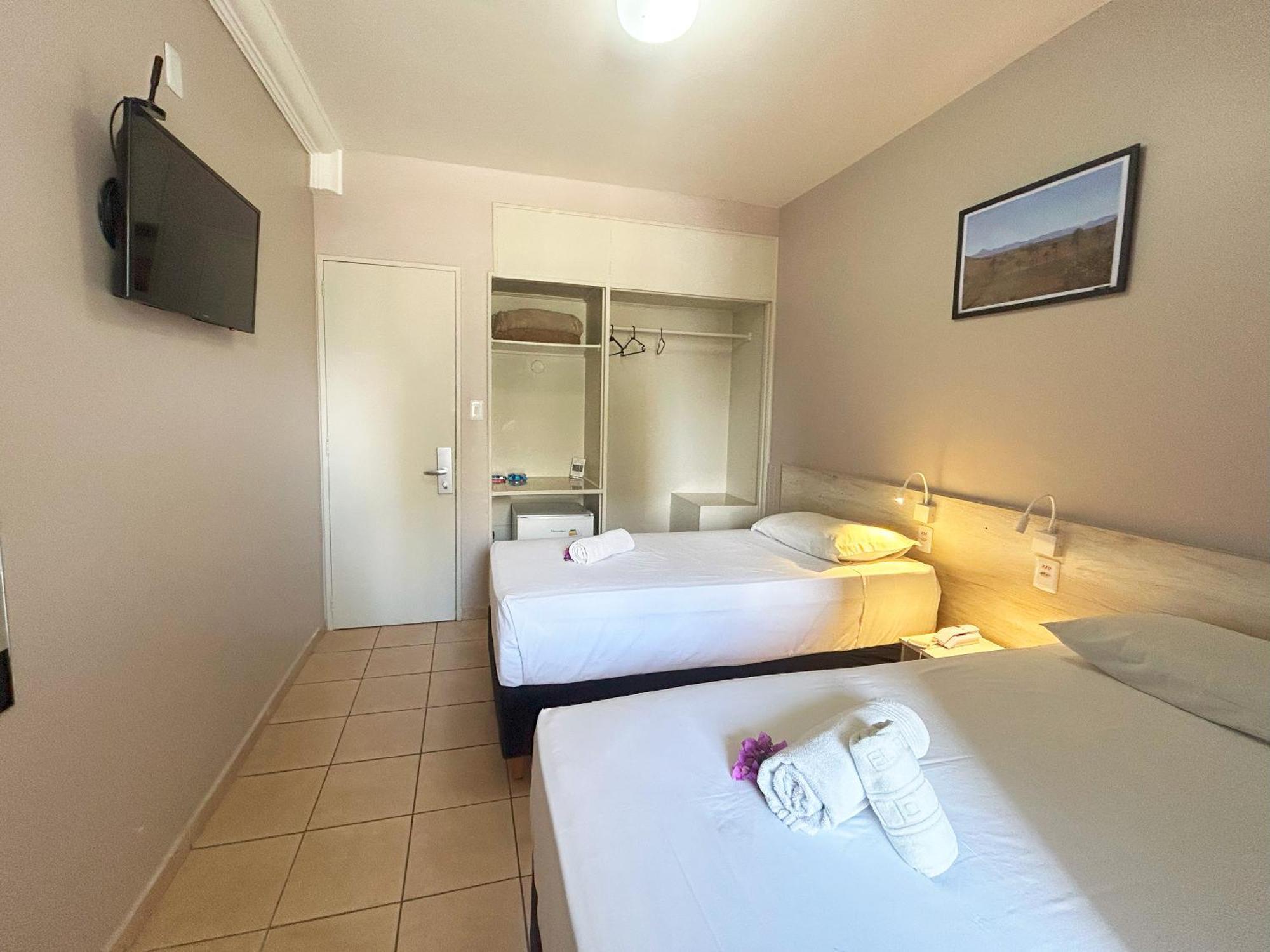 Hotel El Pilar 3*